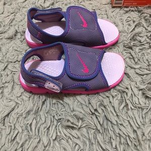 nike sundry sandals